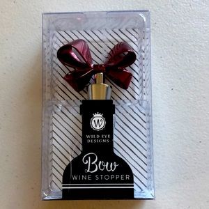 Wild Eye Designs dark red shiny bow wine oil stopper